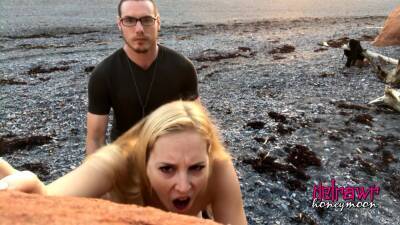 Honey Moon And Delirious Hunter - Amateur Couple Sex On The Beach (nova Scotia) on freefilmz.com