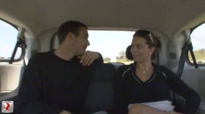 Baily - Soccermom pickup - car sex - Usa on freefilmz.com