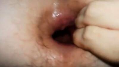 Extreme Gape Farting Twink on freefilmz.com