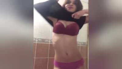 Hot Turkish Girl Undressing On The Toilet - Turkey on freefilmz.com