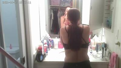 Japanese amateur wife getting undressed for shower and taking off her makeup - Japan on freefilmz.com