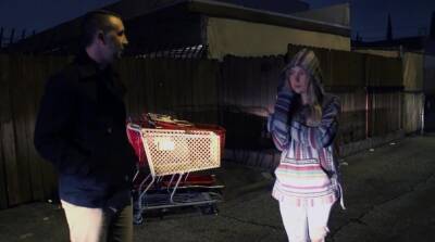 Homeless, Carter Cruise, gets fucked in the ass on freefilmz.com