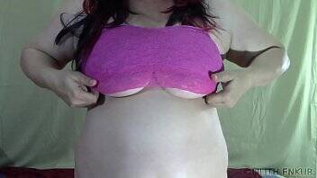 Pink Bra Too Tight on freefilmz.com