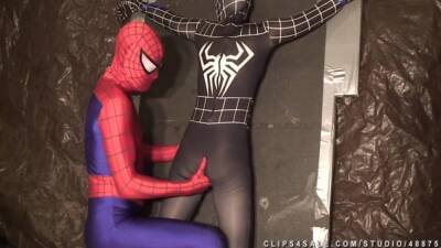 Spiderwoman Gets Betrayed By Spiderman on freefilmz.com