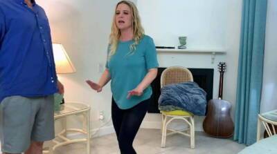 Stepson helps stepmom make an exercise video - Denmark on freefilmz.com