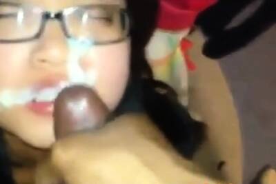 Chinese girl sucking and facial from bbc - China on freefilmz.com