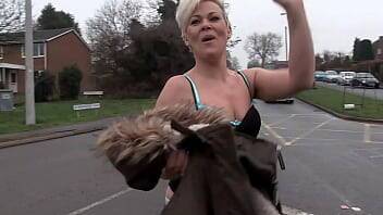 Dexy milf pisses herself in public and shows her ass to passing cars - Britain on freefilmz.com