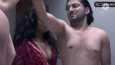 Hot and sexy desi bhabhi fucked hard on freefilmz.com