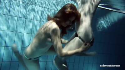 Zuzana And Lucie Underwater Swimming Lesbos on freefilmz.com