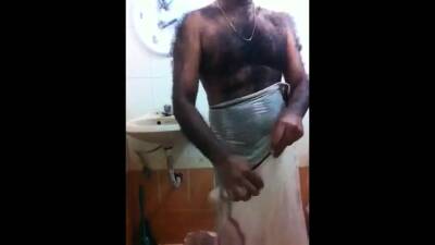 Str8 indian daddy shower time - India on freefilmz.com