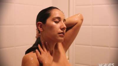 Wokies Asmr - Shower - 26 November 2020 on freefilmz.com