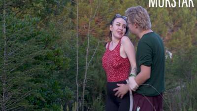 Gave Herself Fucked By A Stranger While Jogging In The Park With Lola Luscious on freefilmz.com