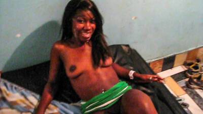 Round Ass Amateur Ebony Cutie Craves Delish White Dick on freefilmz.com