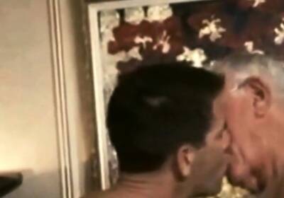 Hot mature guy with silver fox in hotel on freefilmz.com