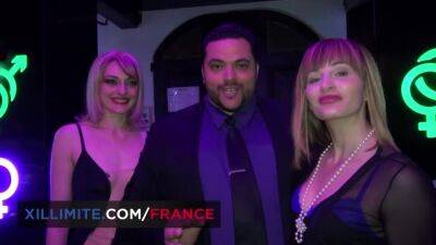 A camera is invited in a private swinger club - Group - France on freefilmz.com