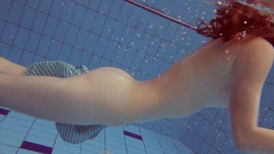 Hot Underwater Chick Libuse Naked And Hot on freefilmz.com