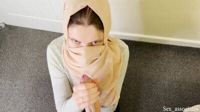 Young Muslim Pregnant Wife In Hijab Trained By Her Husbund On How To Please A Man on freefilmz.com