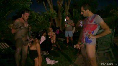 Addictive late night sex party grants some teens the bets time on freefilmz.com