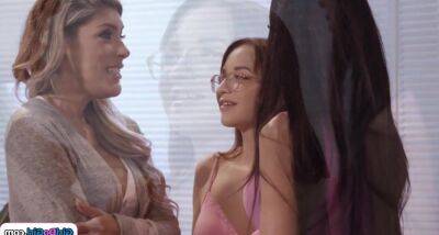 Teen faps on big tits stepmother and mama teacher tribbing on freefilmz.com