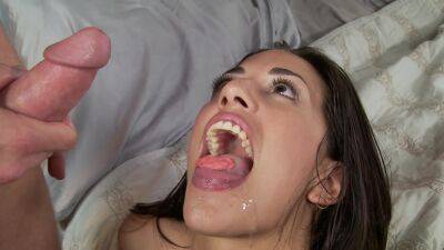 Appealing Latina teen swallows after getting laid like a pro on freefilmz.com
