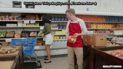 MILF Gets Grocery Store Dick on freefilmz.com