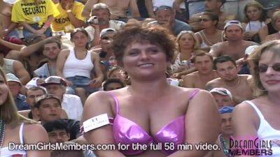 Bikini Contest Takes An Awesome Turn - Public on freefilmz.com