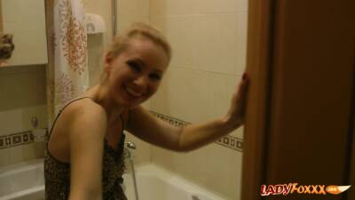 Another Shower Scene - Ladyfoxxx on freefilmz.com