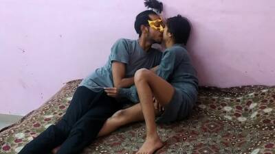 Horny Young Couple Engaged In Real Rough Hard Sex - India on freefilmz.com