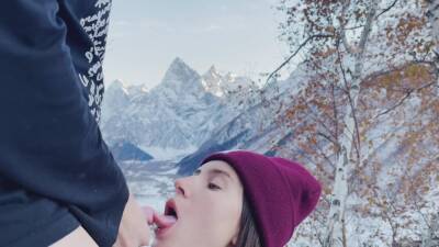 Beautiful shawty gives astonishing blowjob on the picturesque background on freefilmz.com