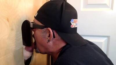 Mature DILF breeded before gloryhole bj on freefilmz.com