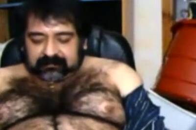 Big hairy bear and hairy body on freefilmz.com