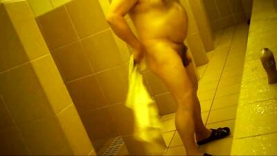 Naked men in public pool shower on freefilmz.com