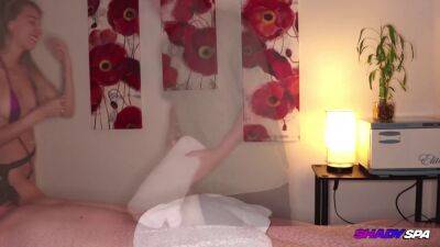 Relaxing Reflexology Massage Blowjob Shady Spa Luna on freefilmz.com