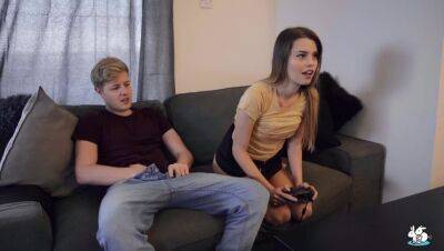 Cute Gamer Girl Gets Creampied By Her Boyfriend on freefilmz.com