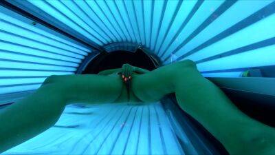 Nude Girl Caresses Herself In The Solarium on freefilmz.com