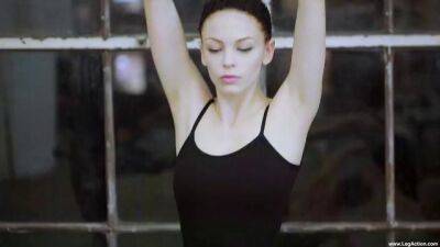 Flexible ballerina dancers Ashley Stone and Jenna J. Ross have sex on freefilmz.com