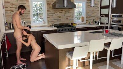 Real Couple Sex Making Love On Kitchen on freefilmz.com