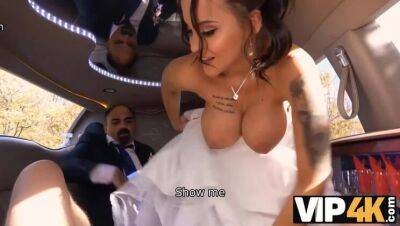 VIP4K. Random passerby scores luxurious bride in the wedding limo on freefilmz.com