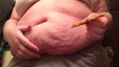 Jiggly Fat Belly Play With Burps on freefilmz.com