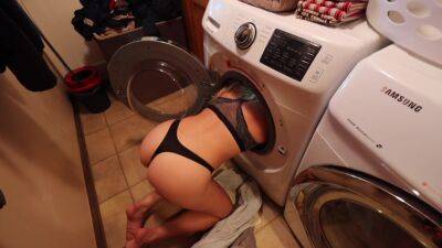 Bailey Brewer Gets Stuck In The Washing Machine And Step Bro Is There To Help on freefilmz.com