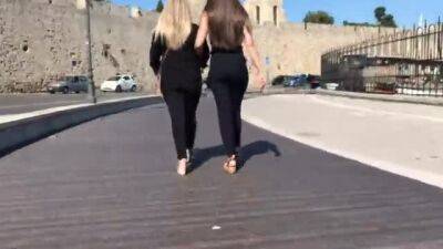 Greeks with beautiful asses for a walk - Greece on freefilmz.com