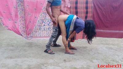 Indian Desi Couple Fuck Outdoor In Public Places - India on freefilmz.com