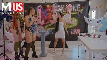 Jerkaoke - Lauren Phillips and Gia Derza Eat Each Other Out and Fuck - Usa on freefilmz.com