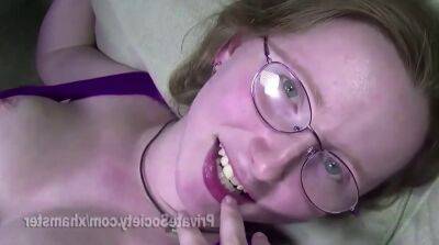 Full-Bosomed GF With Round Glasses Amateur Porn on freefilmz.com