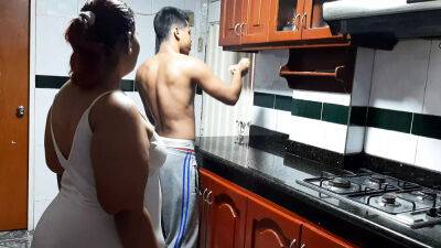 Fucking the neighbor in the kitchen - Colombia on freefilmz.com