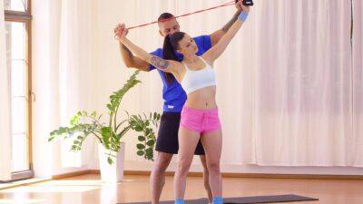 Sporty woman endures personal trainer's dick harder than ever on freefilmz.com