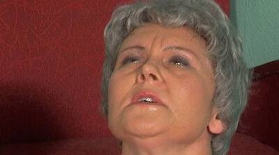 Granny rolls her eyes because a big cock is stuck in her ass on freefilmz.com