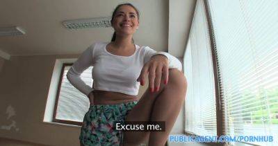 Ava Dalush flaunts her fitness routine in a public gym & gets pounded hard - Britain on freefilmz.com