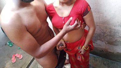 Hot Fucking Of Desi Indian Wife Outdoor Early Morning Sex In A Village - India on freefilmz.com
