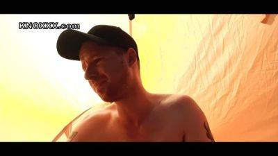Thick-dicked youtuber brendon knox goes wild at nude beach with verified pornstar - Hungary - Canada on freefilmz.com